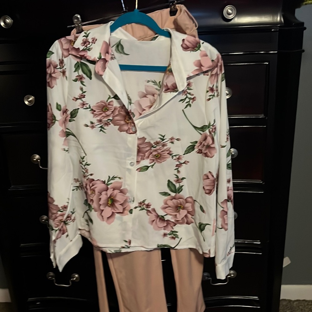 2 piece pants/blouse